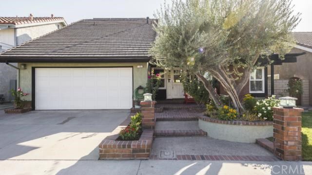 Property Photo: 10 Bunker Hill CA 92620