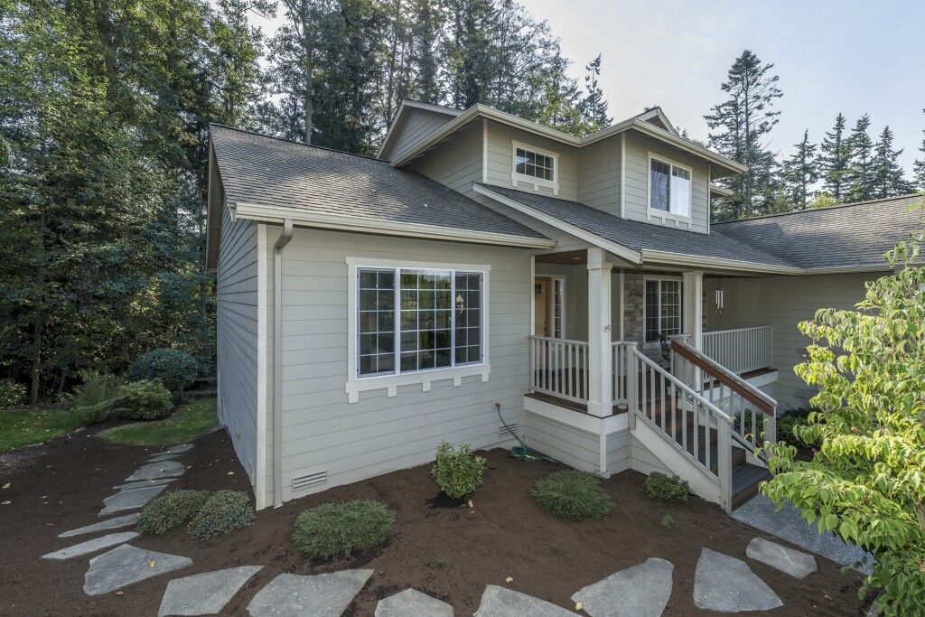Property Photo:  2307 42nd Place  WA 98221 
