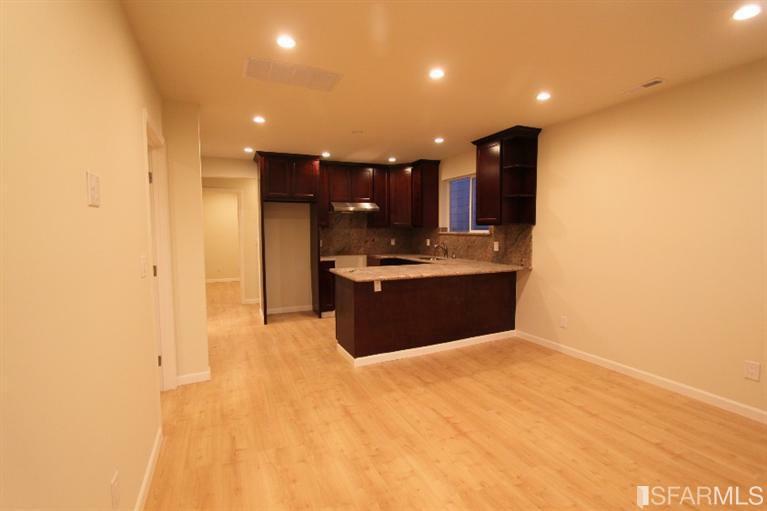 Property Photo:  2909 Jennings Street  CA 94124 