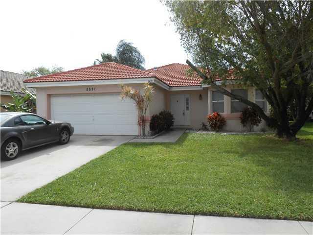Property Photo: 8671 Tourmaline Boulevard FL 33472