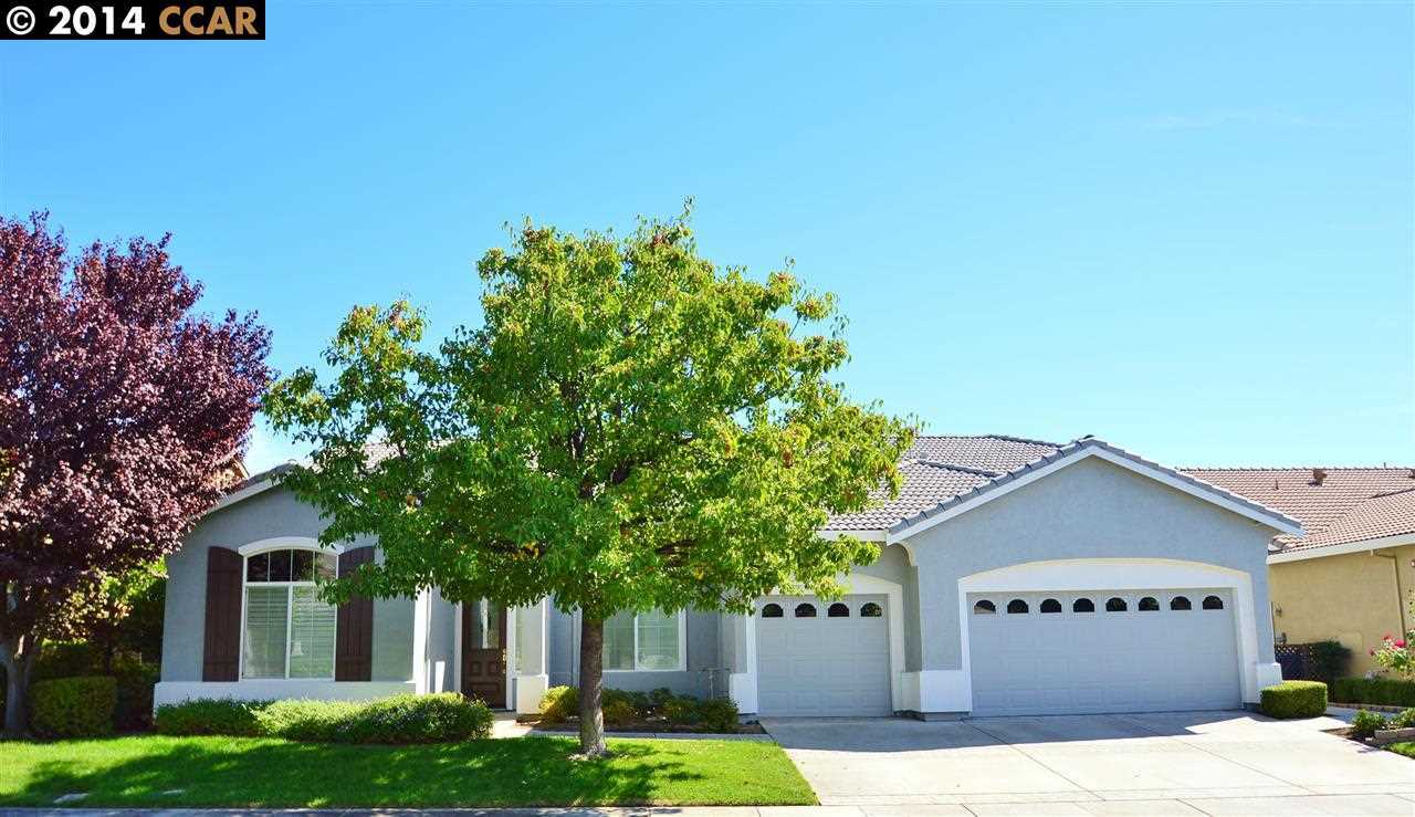 Property Photo: 564 Quindell Way CA 94513-6944
