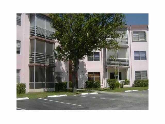 Property Photo:  4354 NW 9th Avenue Unit 14-2D  FL 33064 