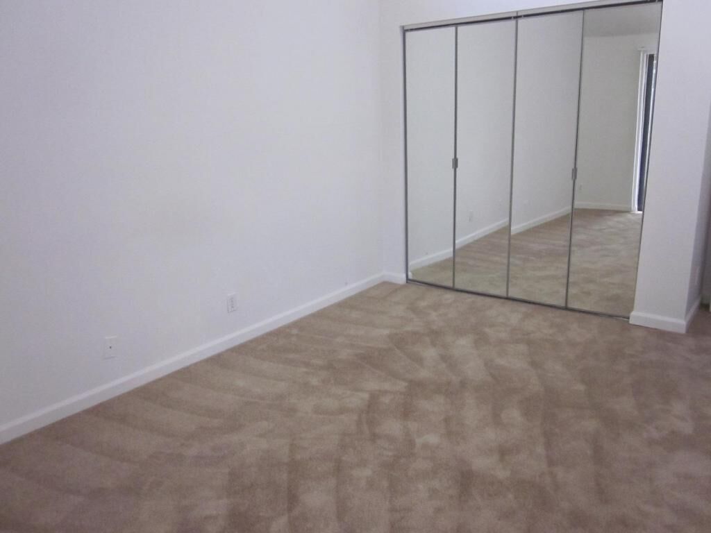 Property Photo:  1543 Hawthorne Place  FL 33414 