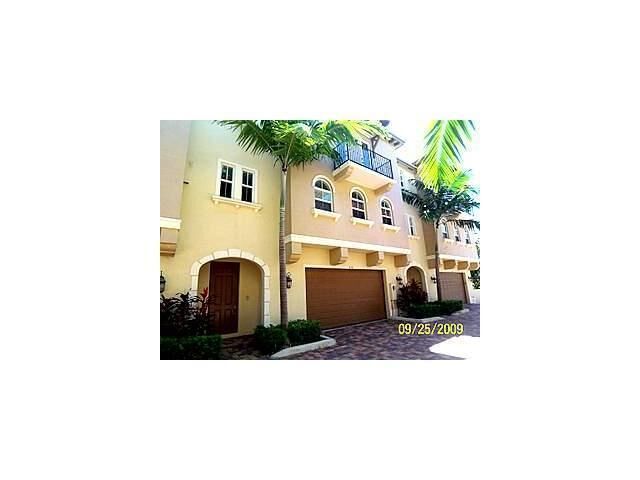 Property Photo:  3241 NE 13th Street 3241  FL 33062 