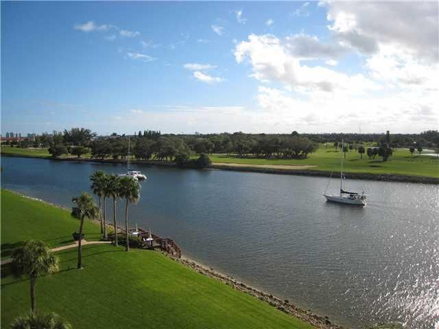 Property Photo:  356 Golfview Road 610  FL 33408 