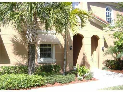 Property Photo:  4851 Bonsai Circle 101  FL 33418 