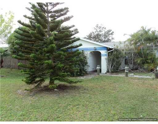 Property Photo:  2212 SE Shipping Road  FL 34952 