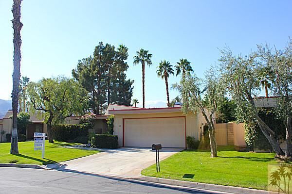 Property Photo: 12 Chandra Lane CA 92270
