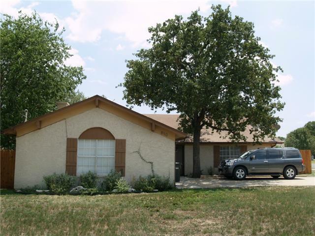 Property Photo:  810 Lone Star Drive  TX 78613 