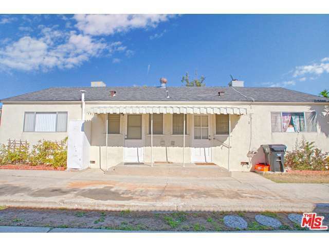 Property Photo:  8411 Kittyhawk Ave  CA 90045 