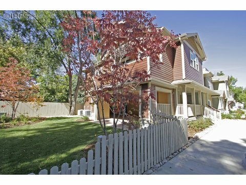 Property Photo:  1944 Arapahoe Ave C  CO 80302 