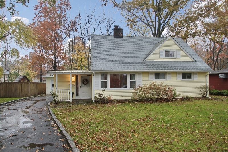 Property Photo: 24 Vista Ln NJ 07974