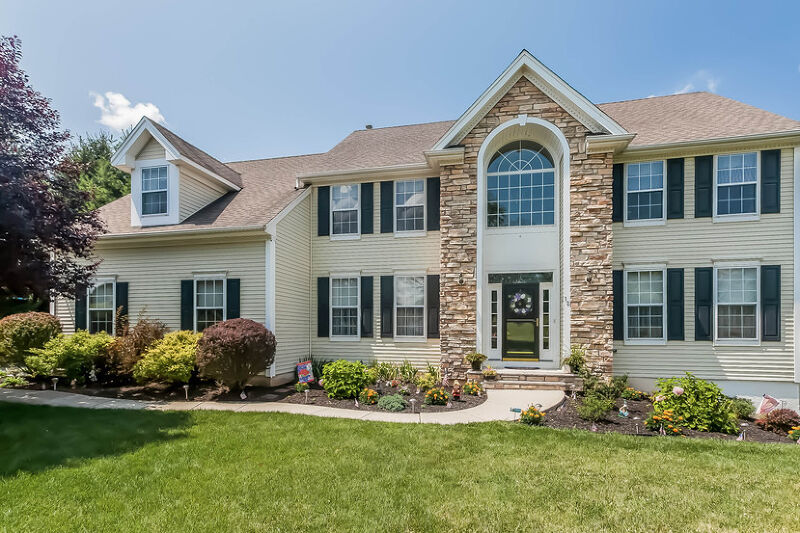 Property Photo:  12 Hill Hollow Rd  NJ 08848 