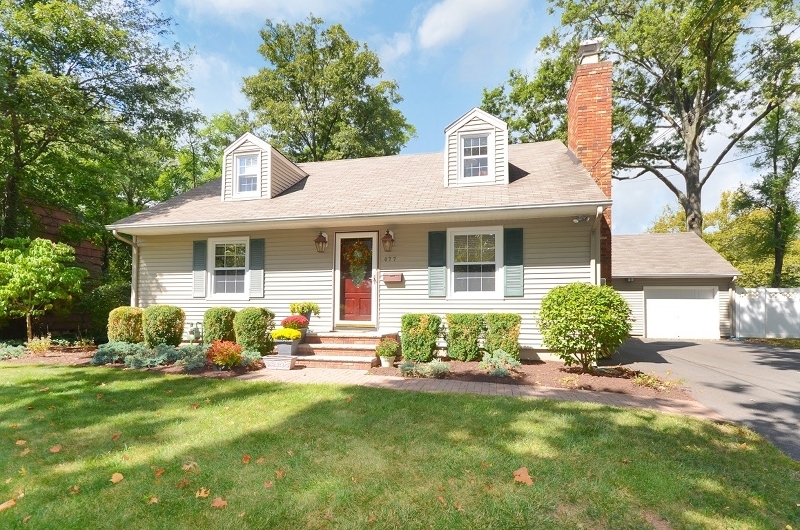 Property Photo:  477 La Grande Ave  NJ 07023 