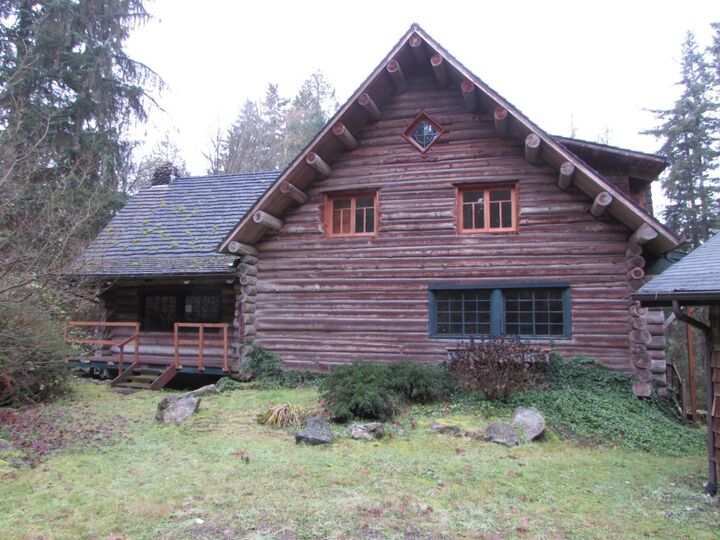 Property Photo: 9320 74th Ave NW WA 98332