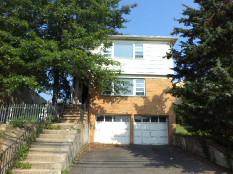 Property Photo:  343 Boyden Ave  NJ 07040 