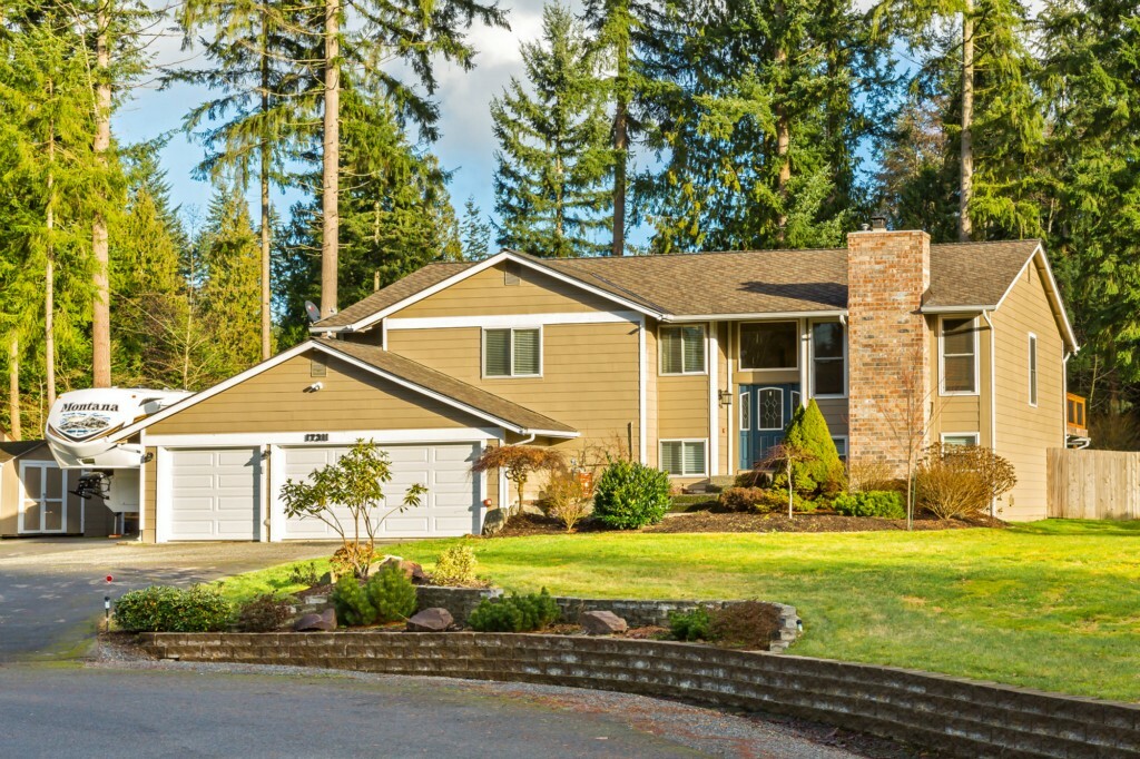 Property Photo: 17311 5th Ave W WA 98012