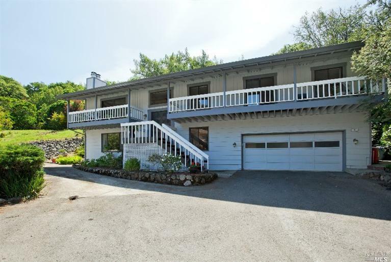 Property Photo:  6 Tanbark Court  CA 94945 