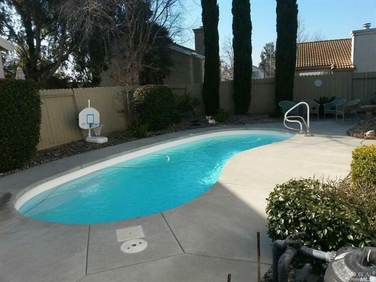 709 Palermo Drive  Suisun City CA 94585 photo