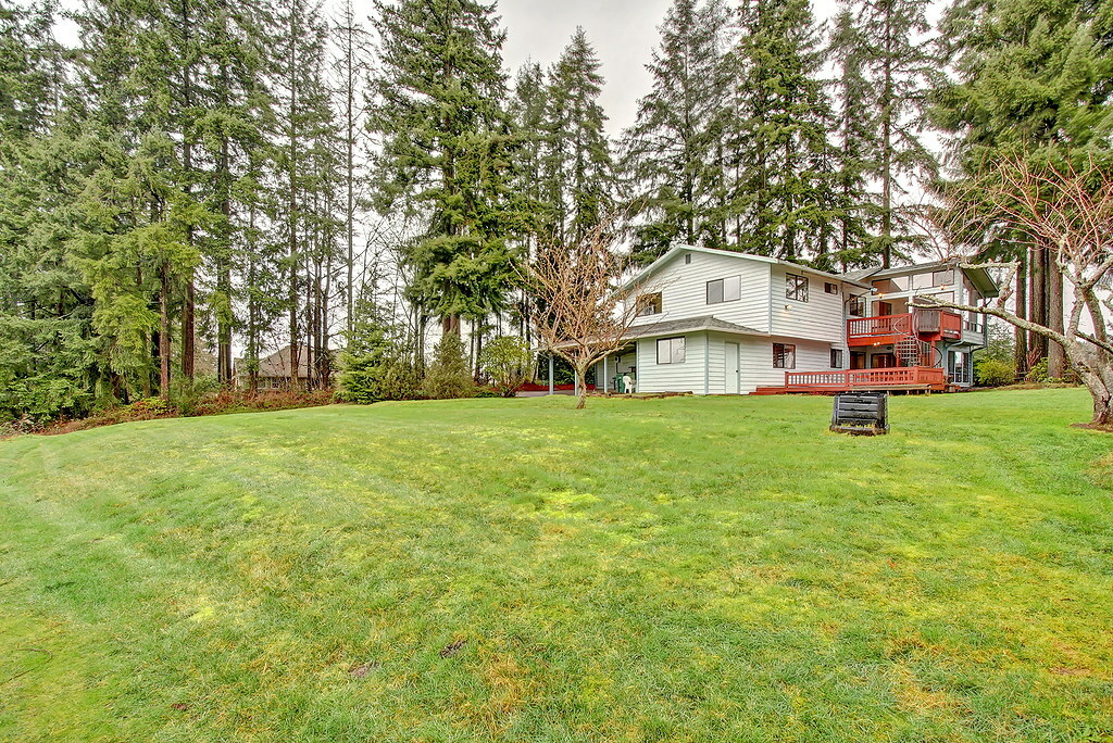 Property Photo:  24001 44th Ave W  WA 98043 