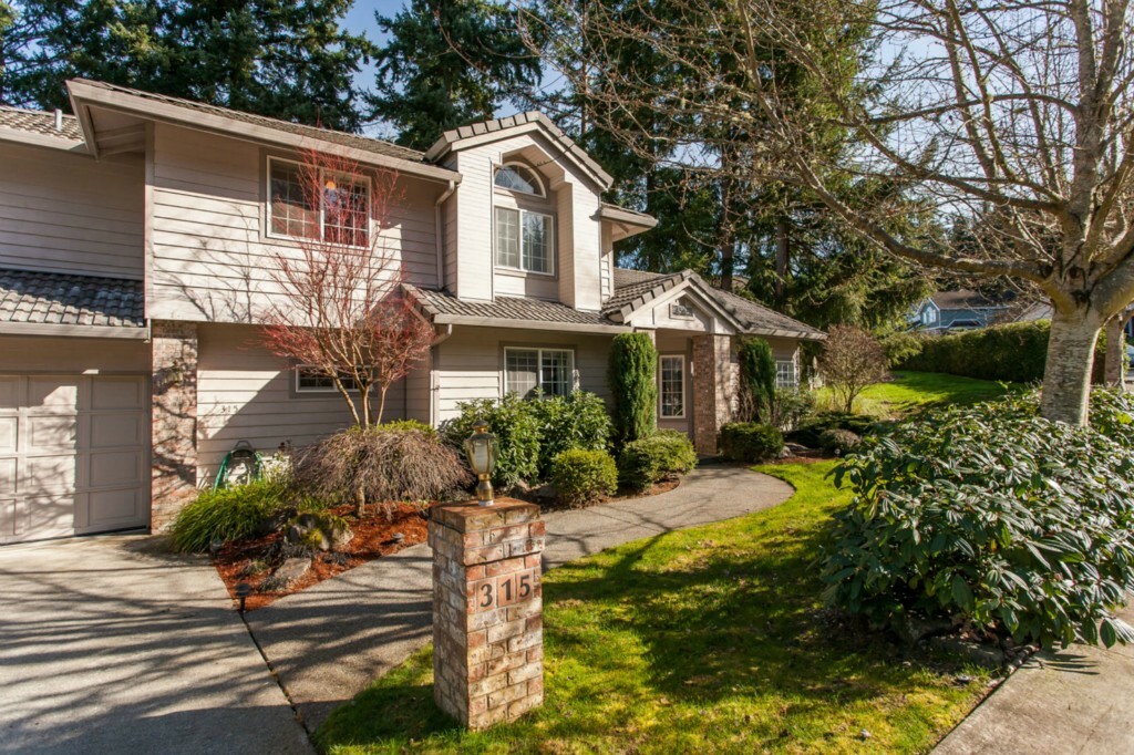 Property Photo: 315 Keach Lp WA 98388