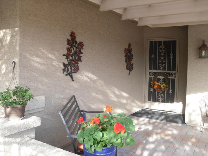 Property Photo: 16013 N Lakeforest Drive AZ 85351