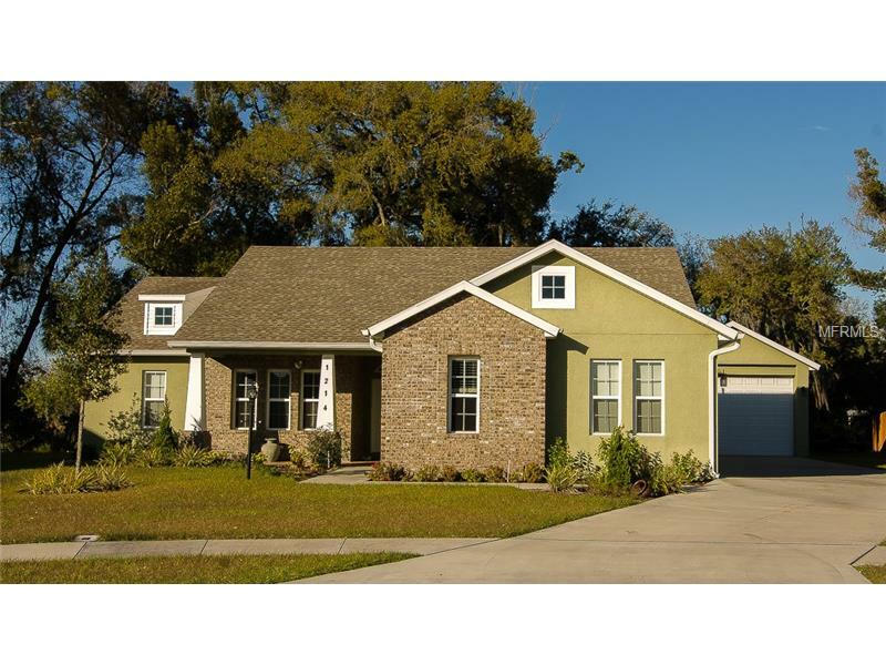 Property Photo:  1214 Spotted Lilac Lane  FL 33563 