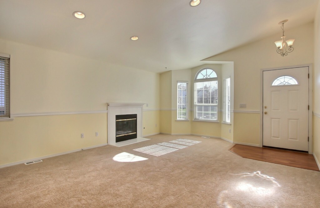 Property Photo: 5037 39th St NE WA 98422