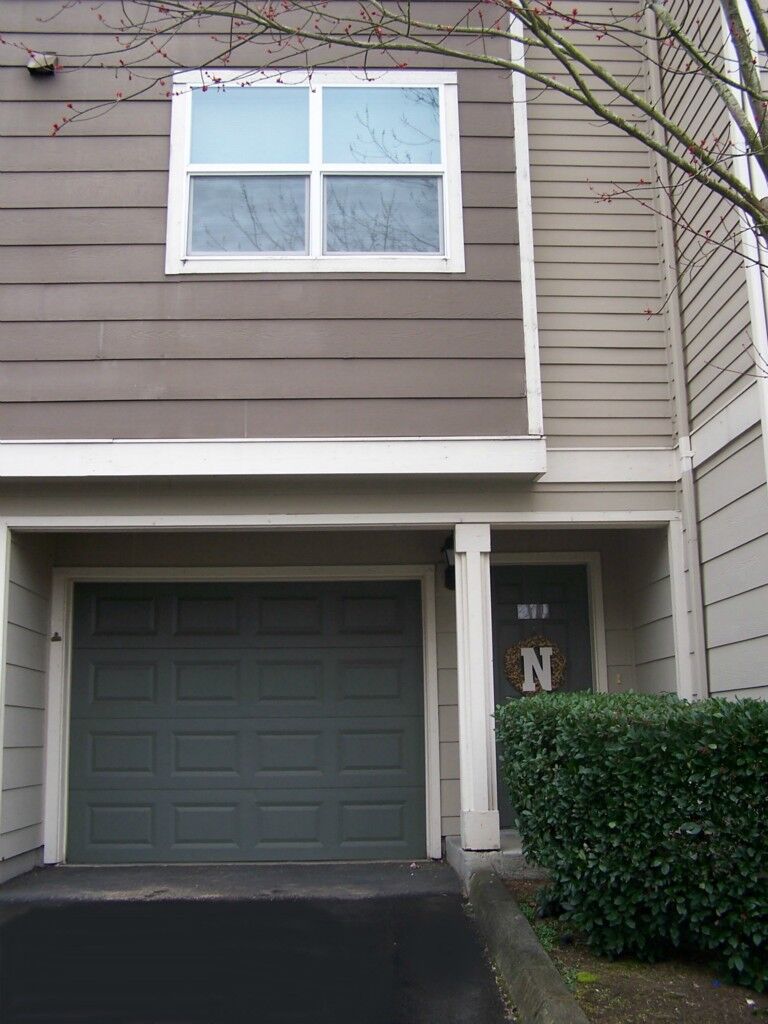 Property Photo: 3116 164th St SW 804 WA 98087