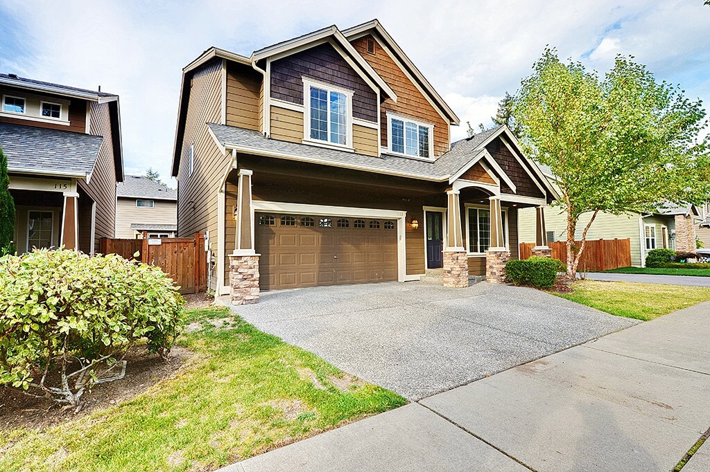 Property Photo:  111 197th St SW  WA 98012 