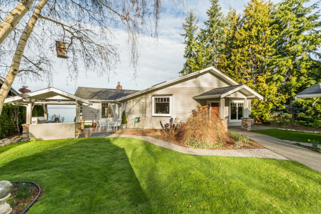 Property Photo:  3517 Robertson Rd  WA 98226 