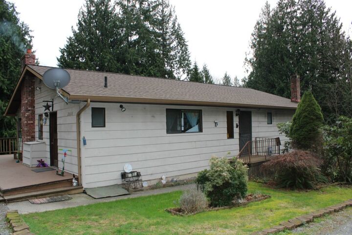 Property Photo: 26618 Ridgewood Lane WA 98284