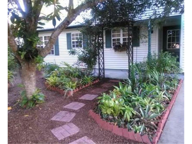 Property Photo:  3903 Bula Lane  FL 34287 