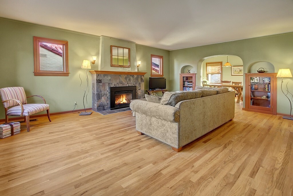 Property Photo: 3208 33rd Ave S WA 98144
