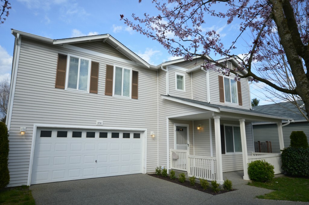 Property Photo:  5716 Arcarro Ct SE  WA 98503 