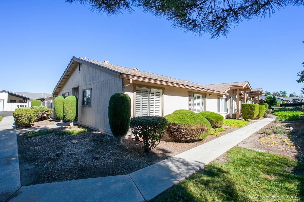 Property Photo: 4283 Dowitcher Way CA 92057