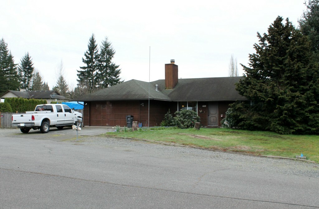 Property Photo:  6110 95th Place NE  WA 98270 