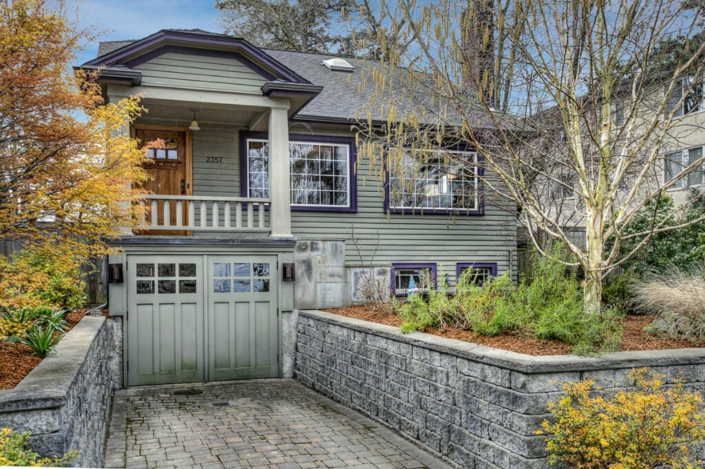 Property Photo:  2357 NW 70th St  WA 98117 