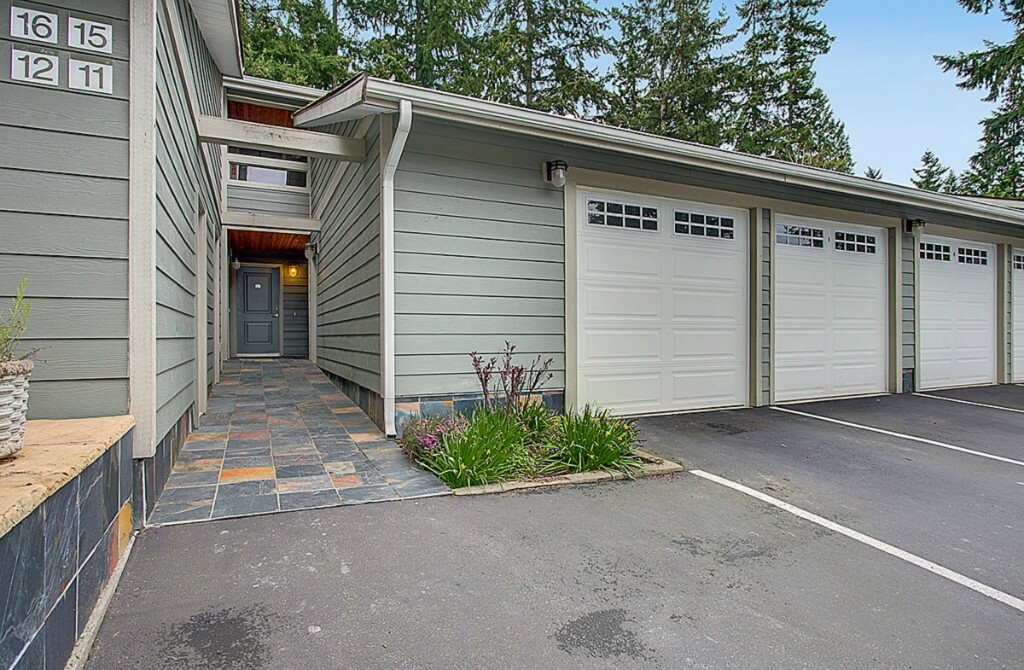 Property Photo:  15406 NE 15th Place C11  WA 98007 