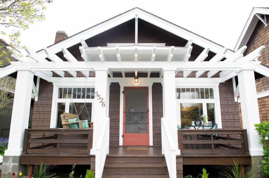 Property Photo: 5526 34th Ave NE WA 98105