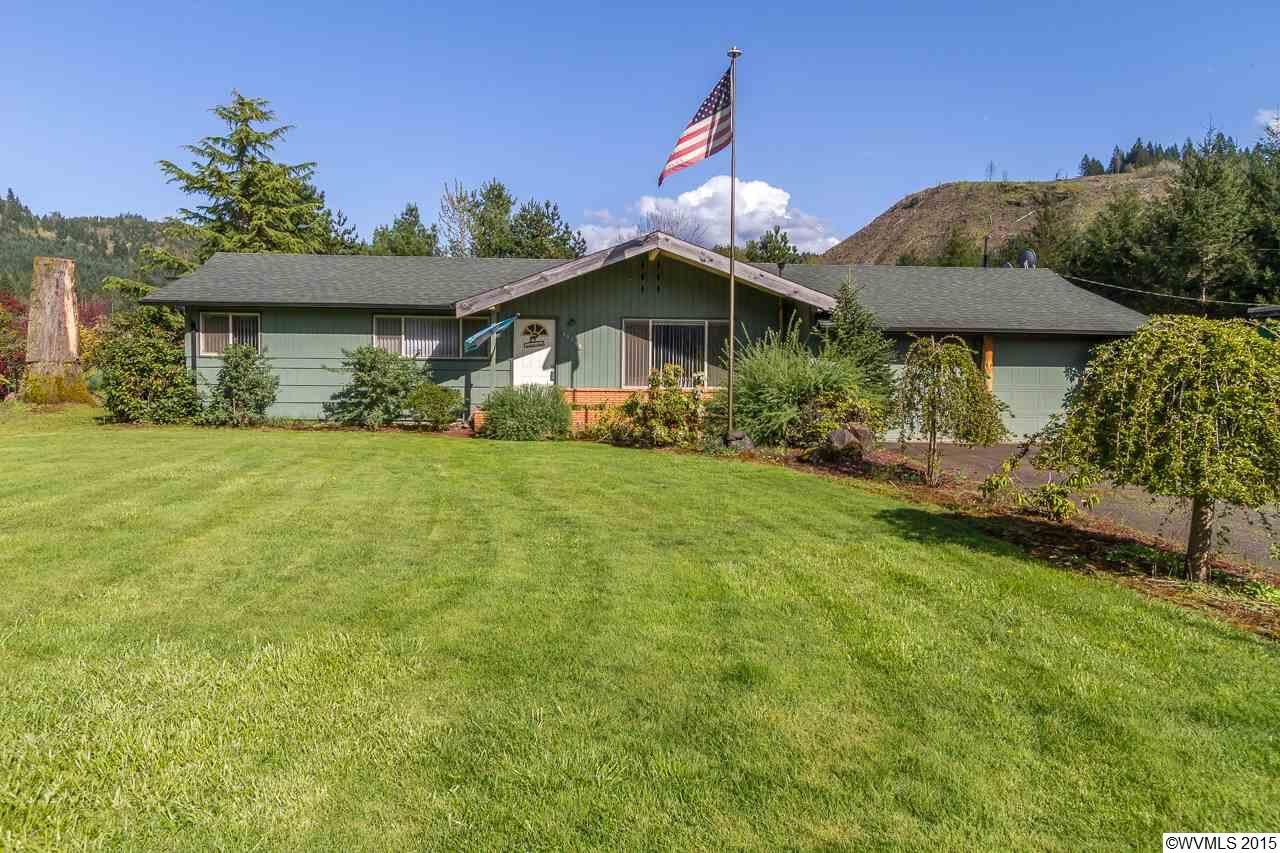 Property Photo: 43504 Highway 226 SE OR 97383