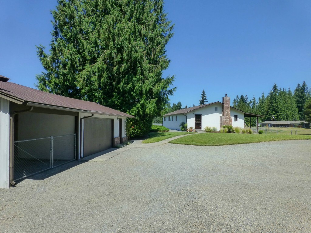 8811 308th St E  Eatonville WA 98328 photo