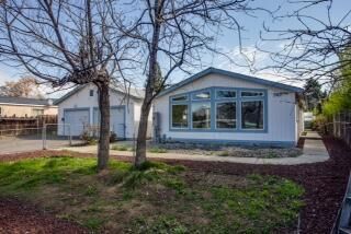 Property Photo:  787 N Gale Place  WA 98802
