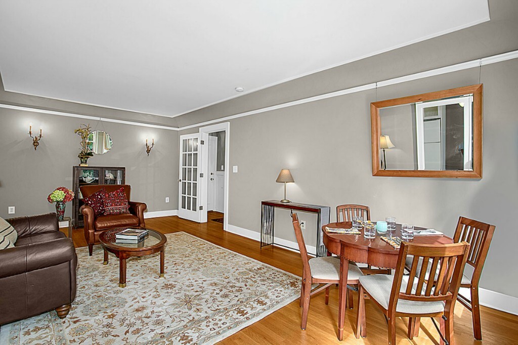 Property Photo: 2634 Franklin Ave E 204 WA 98102