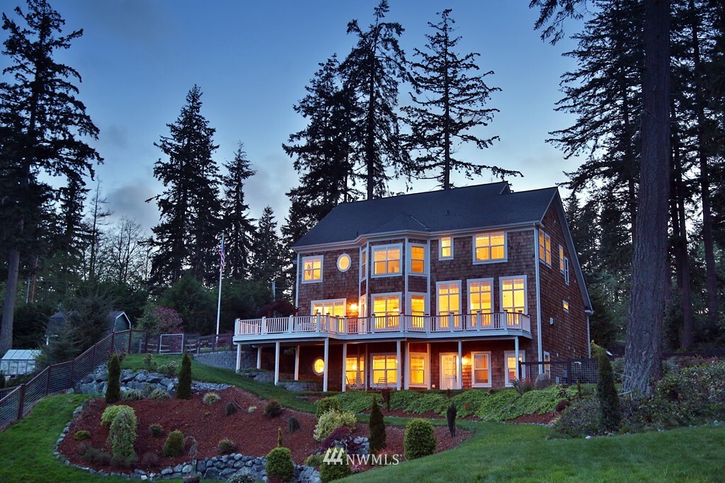 Property Photo: 5137 Honeymoon Bay Road WA 98249