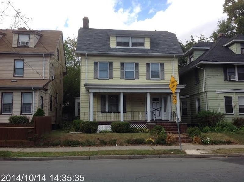 Property Photo:  799 S 11th St  NJ 07103 