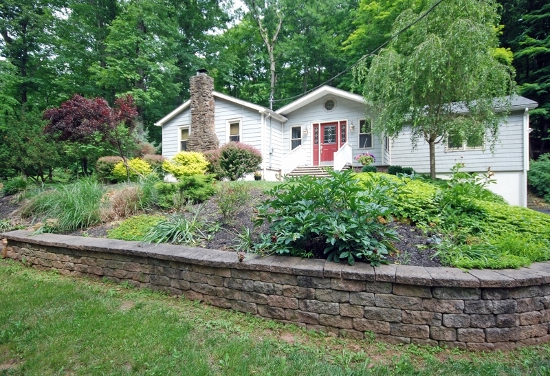 Property Photo:  1444 Hunter Rd  NJ 07920 