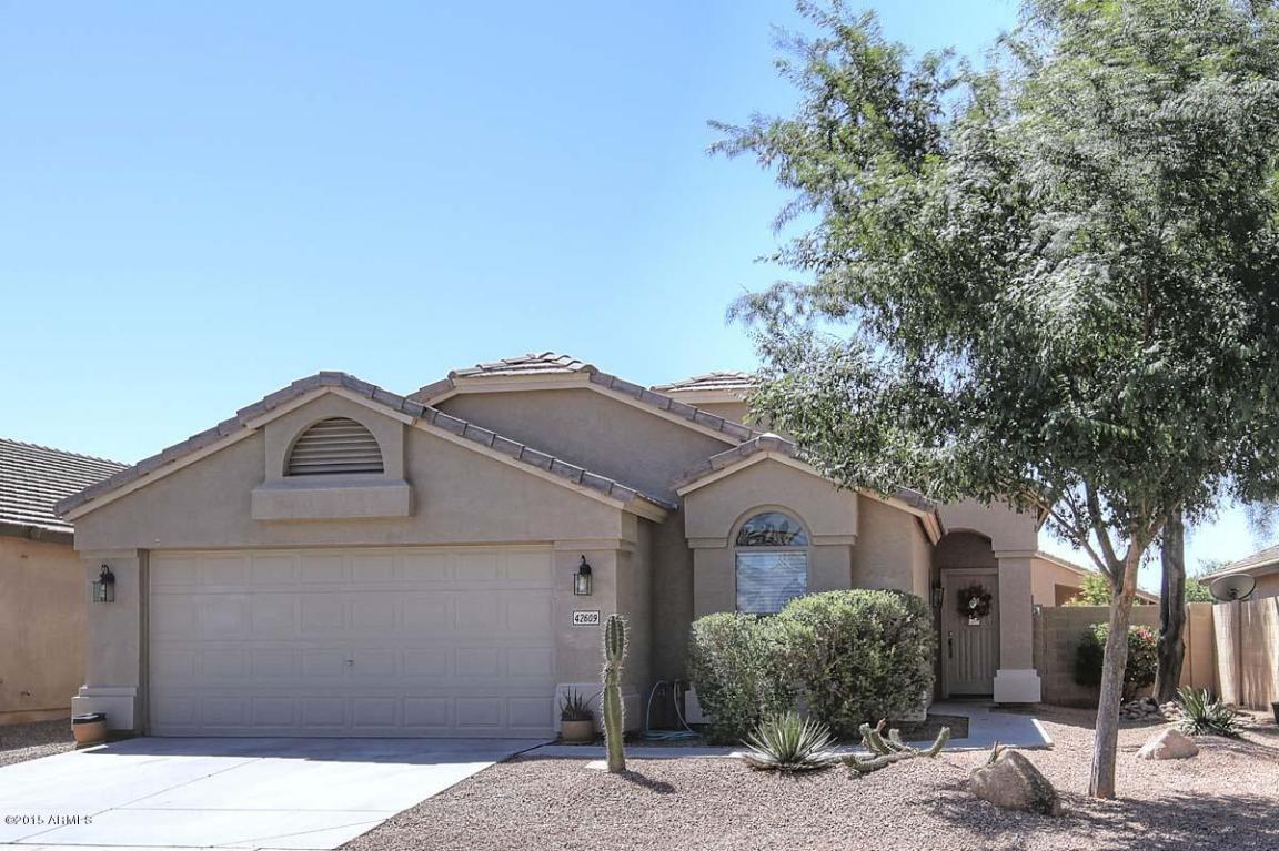 Property Photo: 42609 W Bunker Drive AZ 85138
