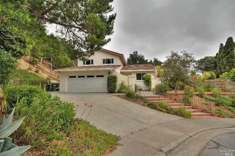 Property Photo:  20 Fairwood Court  CA 94901 