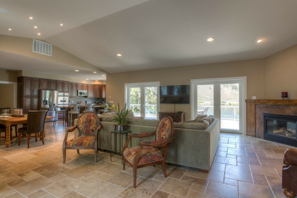 Property Photo: 150 Desert Shores Rd WA 98843